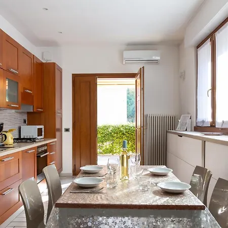 Monolocale Sosta Sul Apartmán *