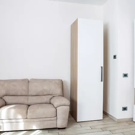 Appartement Monolocale Sosta Sul