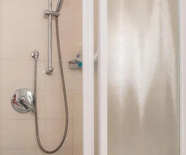 Monolocale Sosta Sul * לצנו