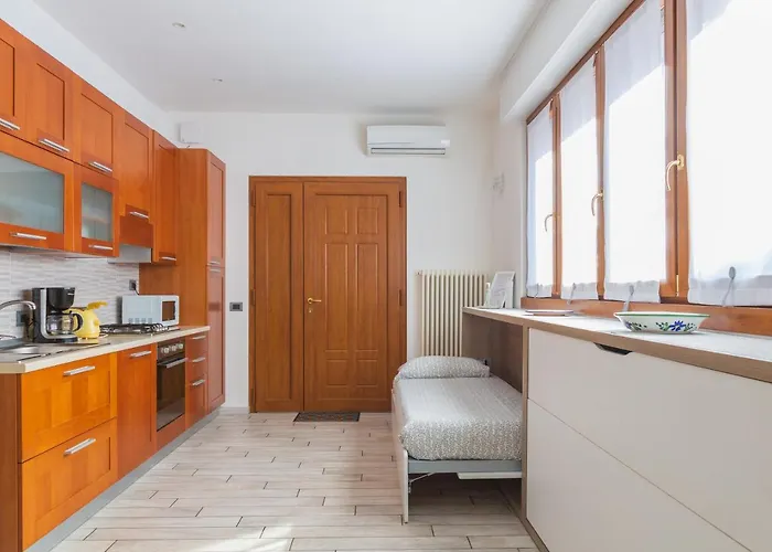 Monolocale Sosta Sul Lägenhet *