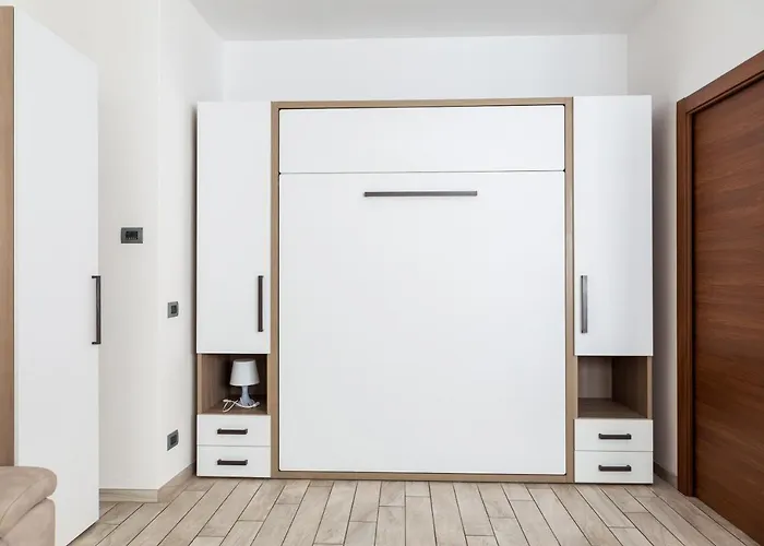 Monolocale Sosta Sul Lägenhet